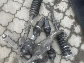 Mercedes-Benz E klasė Mercedes e 213 4 matik desines puses kelmas kaires puses amorti