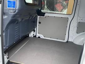 Mercedes-Benz V klasė по частям. Naujas mb vito krovininis autobusas pertvara su langu