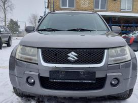 Suzuki Grand Vitara dalimis