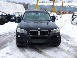 BMW X3 Ardyme turime keletą tokio modelio automobilių skirtingų spalvų