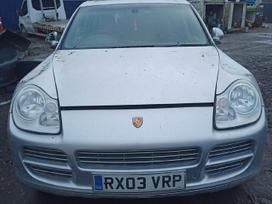 Porsche Cayenne dalimis