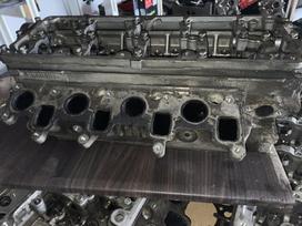 Volkswagen Passat, 03L103373J V300, dzinēja galva