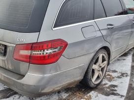 Mercedes-Benz E klasė Uab boso dalys kokybiškos ir patikrintos naudotos automobil
