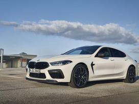 BMW M8 по частям. Visos naujos originalios bmw m8 coupe bmw m8 coupe f
