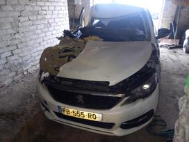 Peugeot 308 Automobilis dalimis galimas siuntimas i kitus miestus