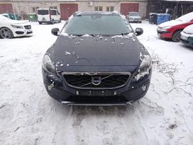 Volvo V40 Cross Country for parts. Spalvos kodas 498 46 adresas vilnius prašiškių g 5