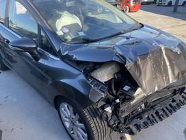 Ford Fiesta dalimis. 1 0 ecobost rida 9800 km automatas