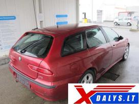 Alfa Romeo 156 dalimis. Xdalys lt 13milijonų dalių vienoje vietoje bene