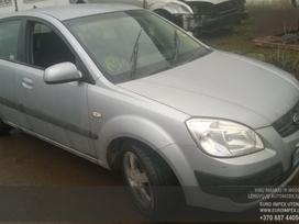 Kia Rio for parts. Automobilis ardomas dalimis запасные части автомоби