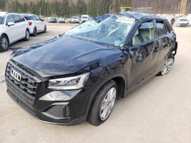 Audi Q2 Quatro 4x4 odinis salonas led skydelis oro pagalves sveikos