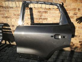Ford Escape двери