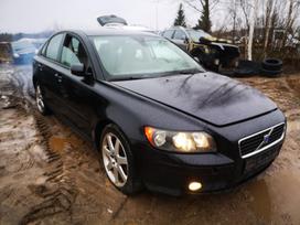 Volvo S40 по частям. Automobilis ardomas dalimis запасные части автомобил