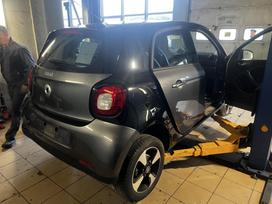 Smart Forfour rezerves daļās. Prekiaujame renault volvo dacia bmw automobili