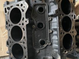 Nissan Navara, V9x, variklio blokas
