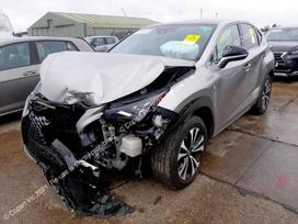 Lexus NX 300h по частям. Visas auto ardomas dalimis teikiame autoserviso paslau