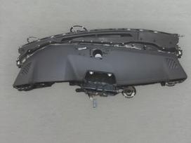 Cupra Formentor panelė, oro pagalvės, saugos diržai