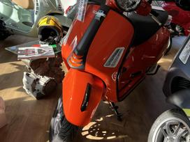 Piaggio Vespa 310cc, scooters / mopeds