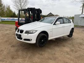 BMW 318 Bmw e90 lci 318d 105kw n47d20c mechanika spalva alpinweiss 30