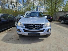 Mercedes-Benz ML320