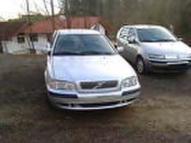 Volvo V40 for parts