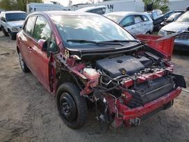 Toyota Auris rezerves daļās. Automobilis ardomas dalimis запасные части авто