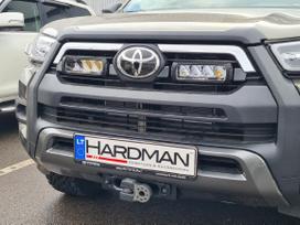 Toyota Hilux, Žibintų laikiklis grotelėse Toyota Hilux IN, по частям. Lazer žibintų komplektas į originalias groteles tai