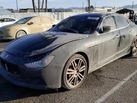 Maserati Ghibli dalimis