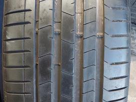 Pirelli, vasaras 275/35 R22