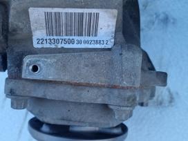 Mercedes-Benz E300 differential