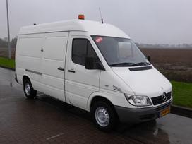 Mercedes-Benz Sprinter, cargo vans