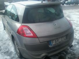 Renault Megane rezerves daļās. Turime ivairiu prancuzisku automobiliu modeliu iv