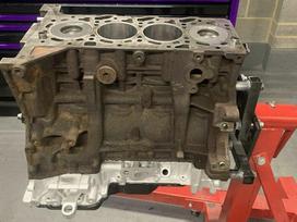 Ford Transit variklio detalės