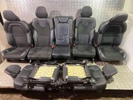 Volvo XC90 salono detalės