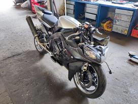 Yamaha R1, sporta / superbikes