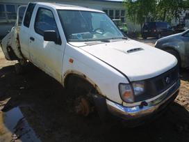 Nissan King Cab по частям. Automobilis ardomas dalimis запасные части автомобил