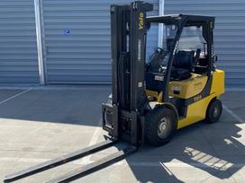 Yale Dujinis krautuvas Yale Glp35vx, šakiniai