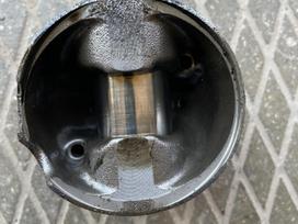 Hyundai ix35, D4ha, pistons