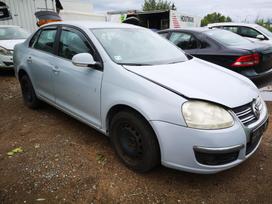 Volkswagen Jetta for parts. Automobilis ardomas dalimis запасные части автомобил