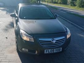 Opel Insignia Perkame automobilius ir jų dalis išrašome pažymas paramai gauti