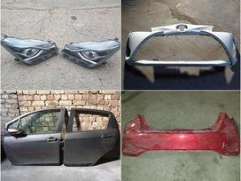Toyota Yaris по частям. Darbo laikas 8 00 20 00 be poilsio dienų galime pr
