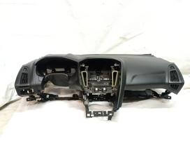 Ford Focus dalimis. Panelė ford focus iii 2016m id 47066