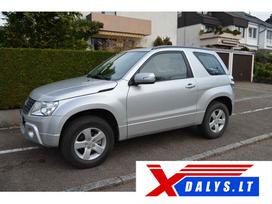 Suzuki Vitara по частям. Www xdalys lt bene didžiausia naudotų ir naujų auto
