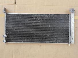 Lexus CT 200h kondicioniera radiators