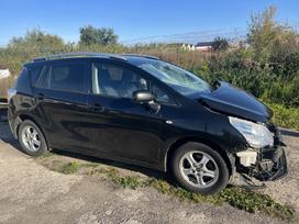 Toyota Verso dalimis. Automatas ir variklis veikia puikiai ragai 7 vietu sal