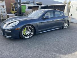 Porsche Panamera по частям. Dėl dalių skambinkite 370 601 801 26 viber whatsap