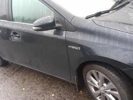 Toyota Auris Uab boso dalys kokybiškos ir patikrintos naudotos automobil