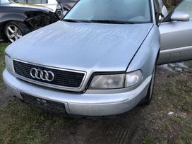 Audi A8 dalimis