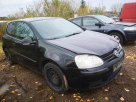 Volkswagen Golf dalimis. Automobilis ardomas dalimis запасные части автомобиля
