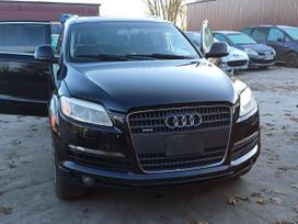 Audi Q7 dalimis