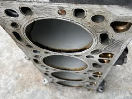 BMW 5 serija, N63b44a, dzinēja bloks